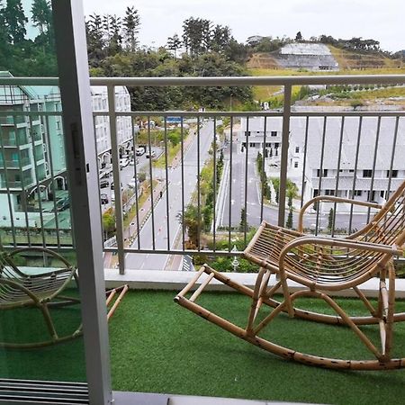 W6Warmstay@Goldenhills/3Rpenthouse/Wifi/Pasarmalamview/2Carpark Brincsang Kültér fotó