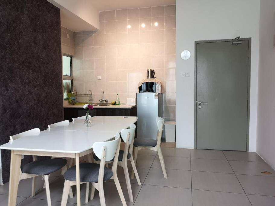 W6Warmstay@Goldenhills/3Rpenthouse/Wifi/Pasarmalamview/2Carpark Brincsang Kültér fotó